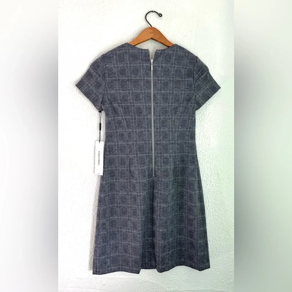 NWT Calvin Klein Short Blue Shift Dress, Size 4P - Picture 2 of 2